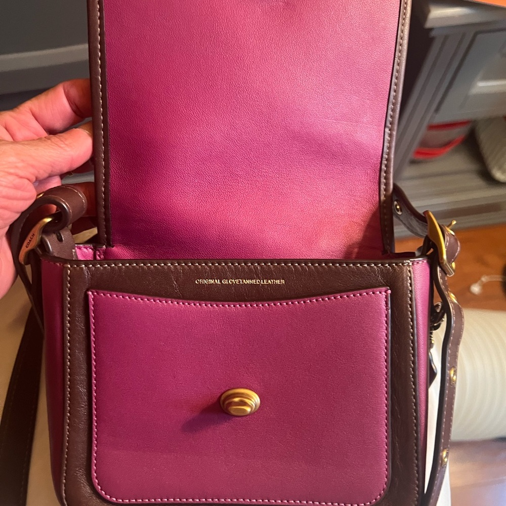 Beautiful Brand New Coach Mini Bag - Picture 5 of 8